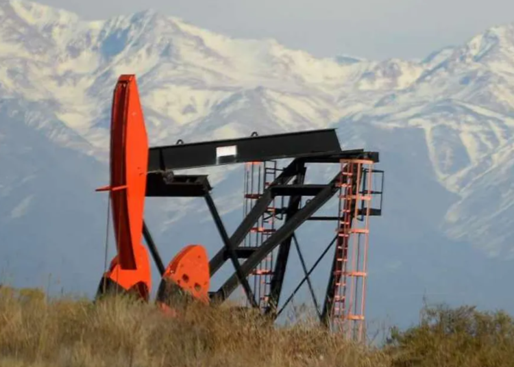 Jerárquicos del Petróleo advierten que están en riesgo 6.000 puestos de trabajo