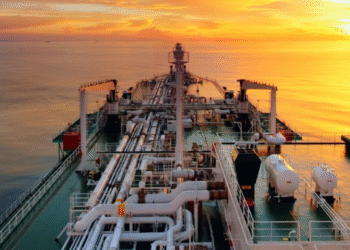 Golar LNG Limited cierra acuerdo estratégico para potenciar el desarrollo de Vaca Muerta