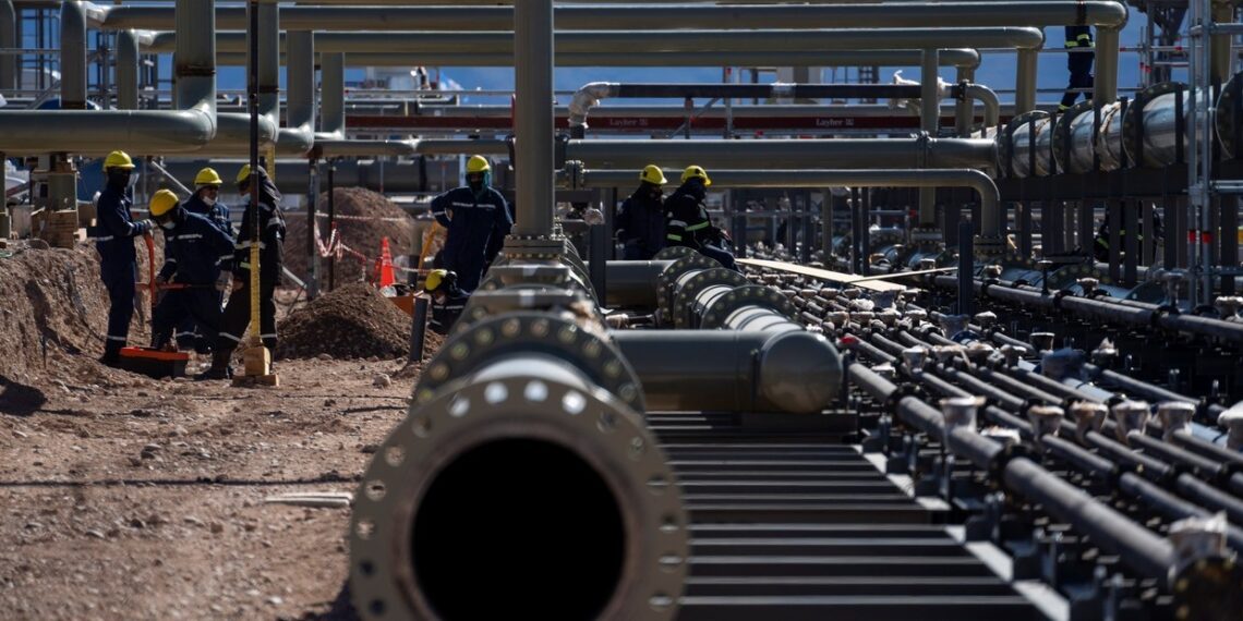 Vaca Muerta acelera su infraestructura: TGS triplica la demanda de gas y Oldelval refuerza la ruta del crudo