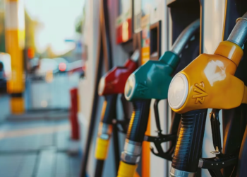 El conflicto en Medio Oriente dispara el precio de la nafta en Argentina