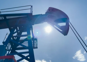 El Gobierno aumenta al 8% las retenciones al petróleo convencional ante la suba del precio internacional