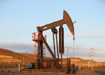 Mendoza: la producción de hidrocarburos cae a mínimos históricos y la recaudación toca niveles de 2004