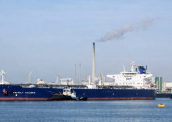 Estados Unidos autoriza nuevas excepciones para la comercialización de petróleo ruso hasta mayo de 2026