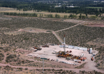 Tecpetrol y GyP invertirán USD 2.400 millones en un megaproyecto petrolero que ingresará al RIGI