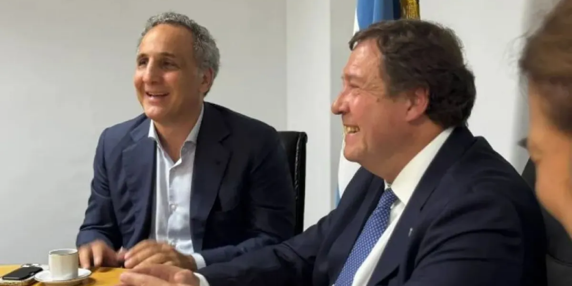 Río Negro: Weretilneck firmó un acuerdo por u$s 15.000 millones para exportar GNL de Vaca Muerta